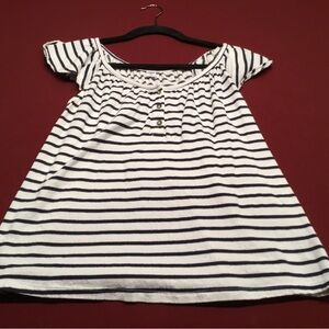 Navy stripe top